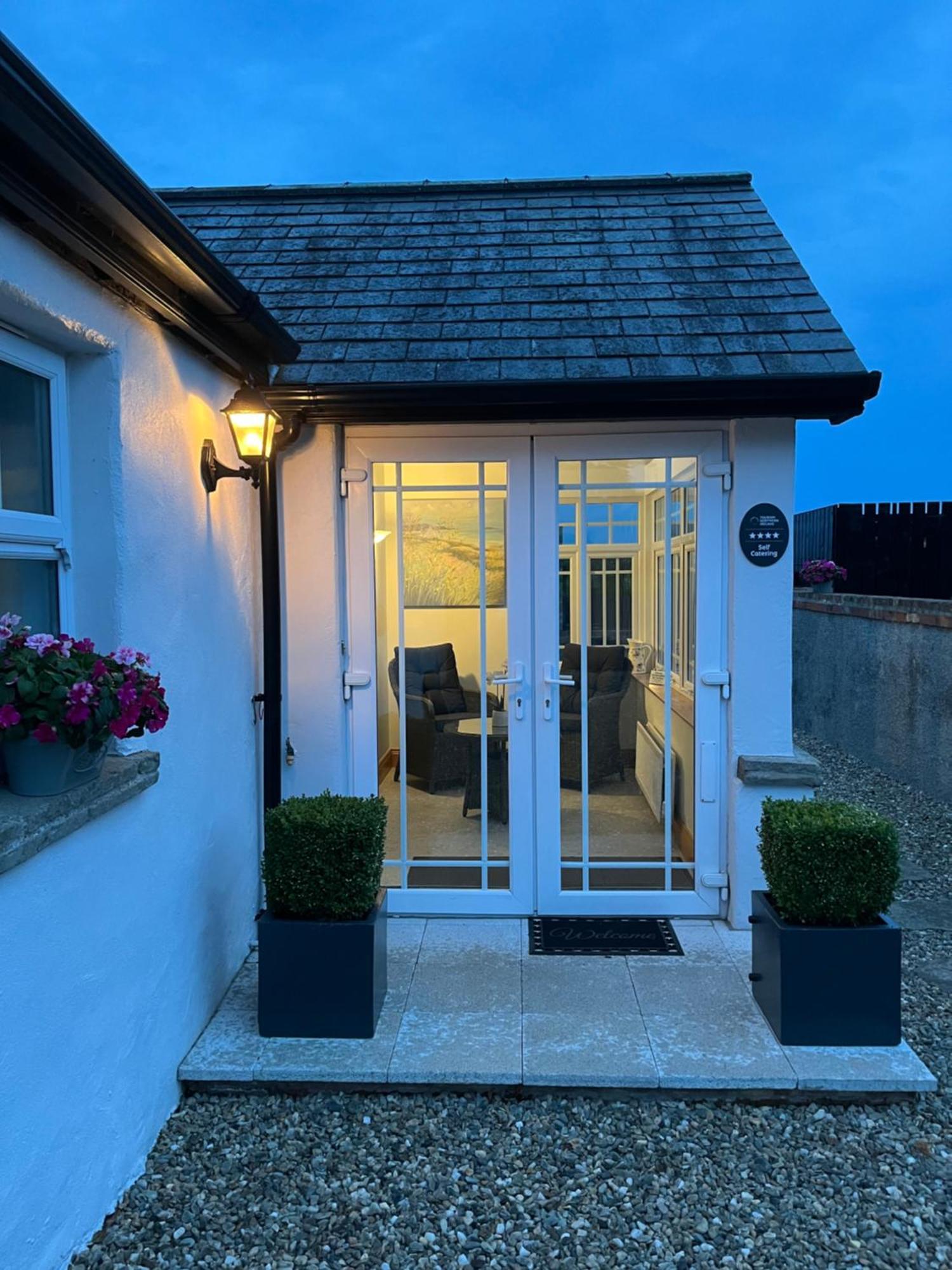The Cottage At Ashbrook - Charming Country Cottage Near Belfast Esterno foto